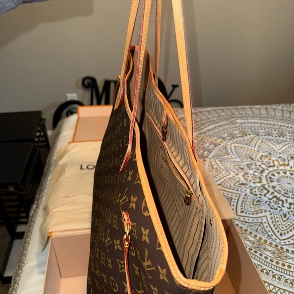 HP!!!🎉🥳EUC‼️Neverfull GM-M46978 - Picture 4 of 8